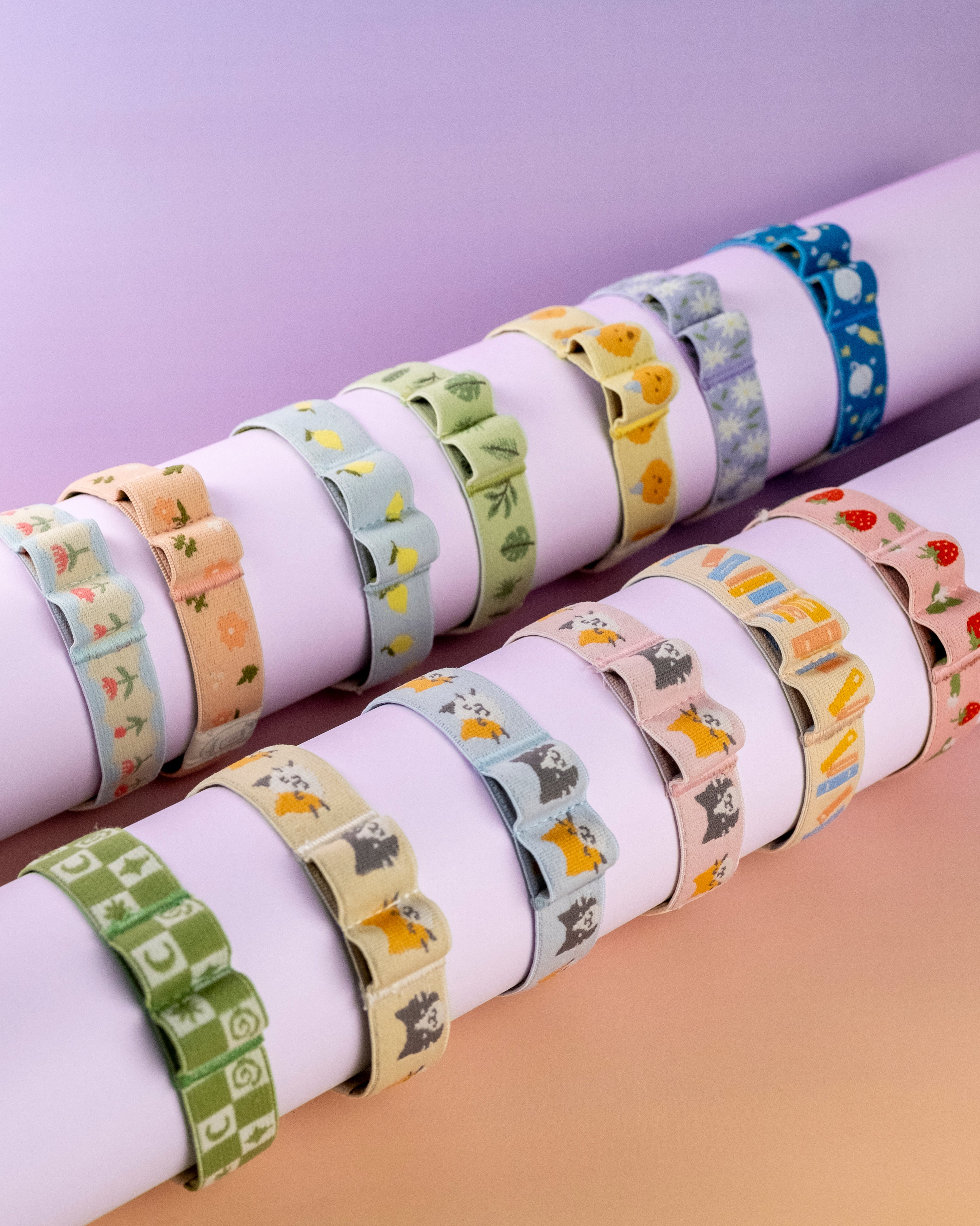 Elastic book bands